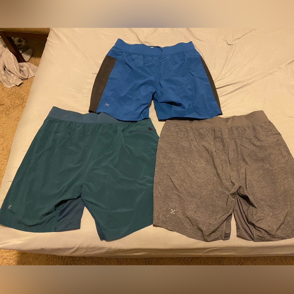 Lululemon shorts size XL